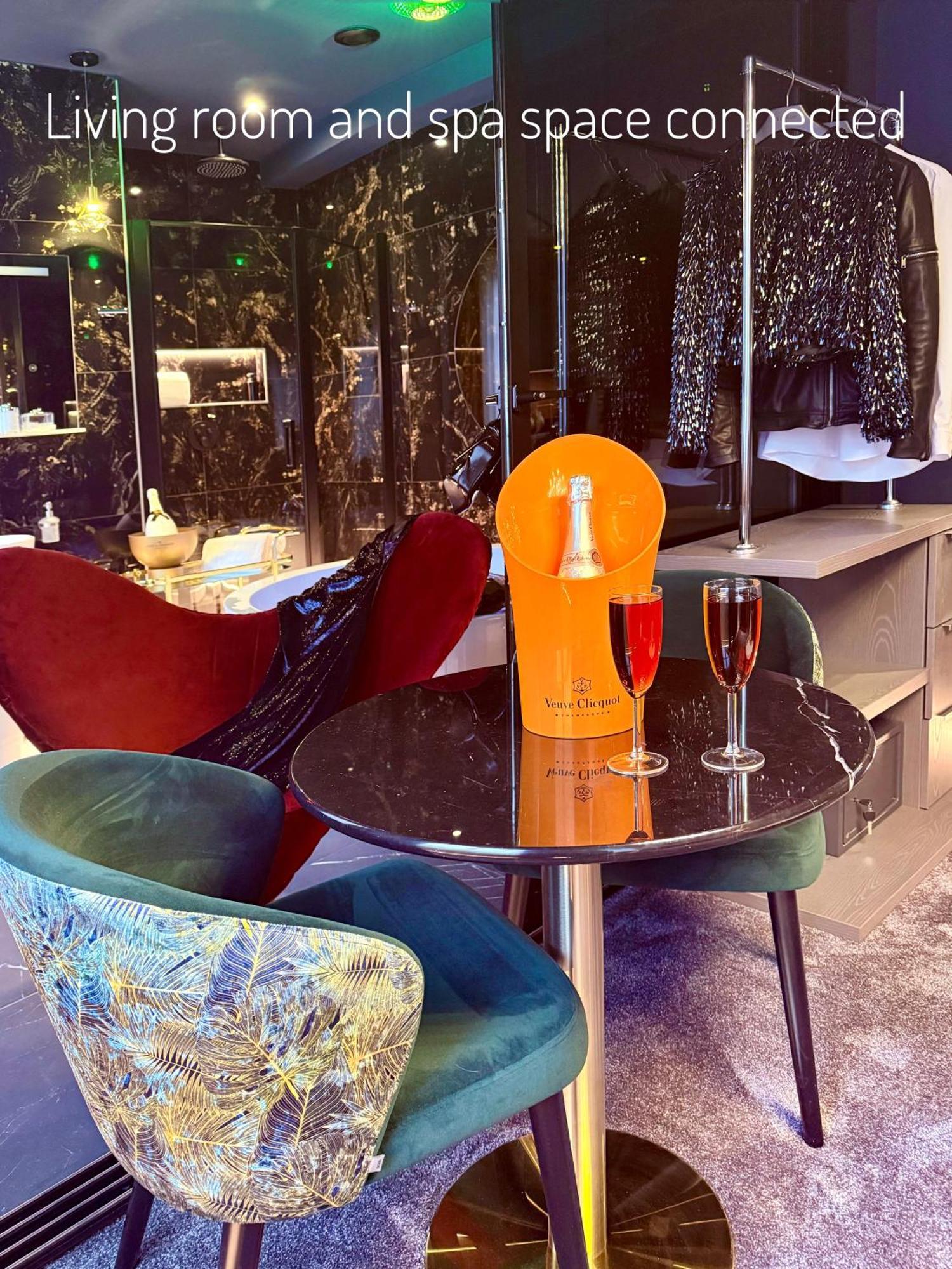 Life Voyage Residence & Spa - Strasbourg'S City Center Luxury Experience 客房 照片
